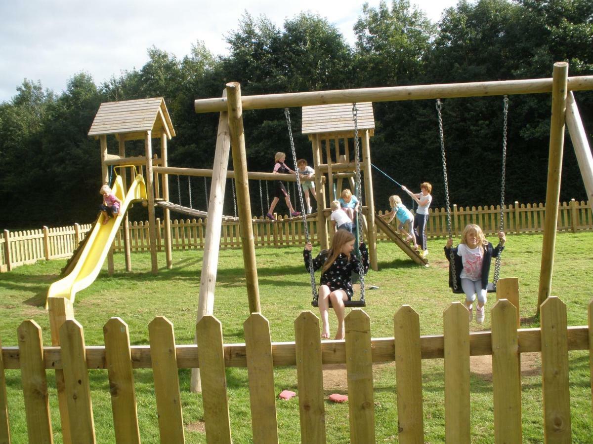 Riverside Park & Country Club South Molton Exteriör bild